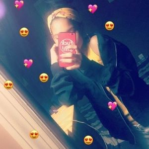 Meet your Posher, Jade